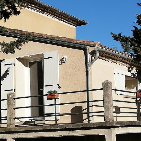 Studio En Campagne Dans Une Ferme Bio Apartment Nyons Exterior photo